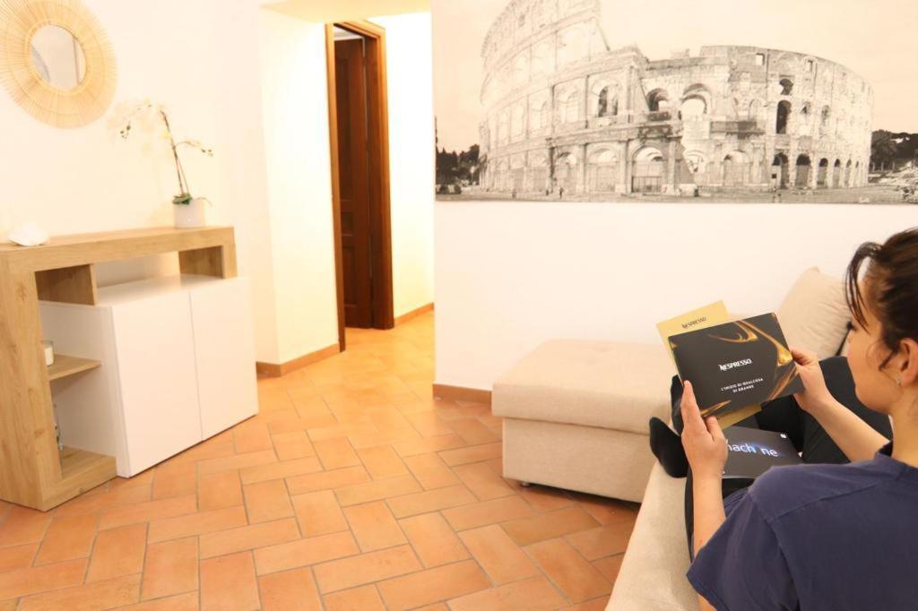 Colosseum 20 Apartment Рим Экстерьер фото