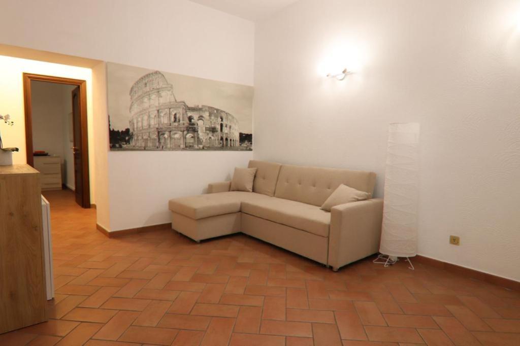 Colosseum 20 Apartment Рим Экстерьер фото