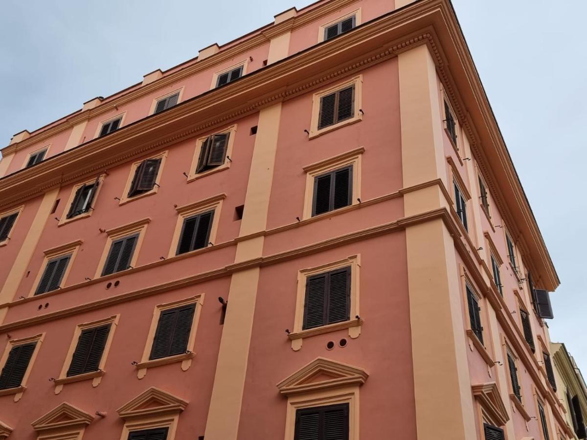 Colosseum 20 Apartment Рим Экстерьер фото